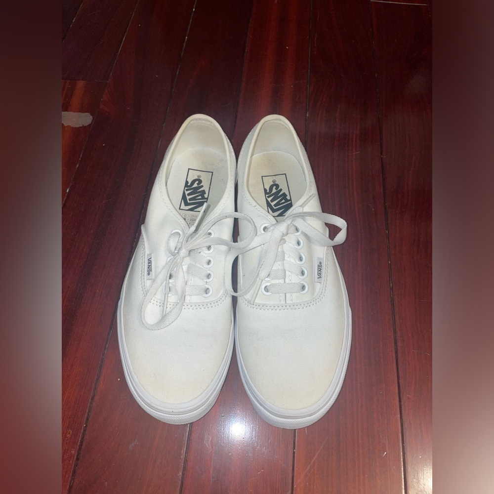 White Vans women's size 8.5 men's 7